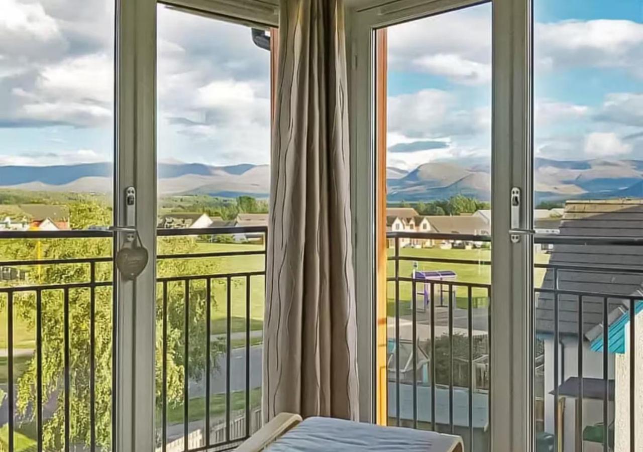 The View At No 10 Leilighet Aviemore Eksteriør bilde